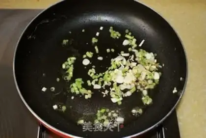 Make Mocked eggs step 3