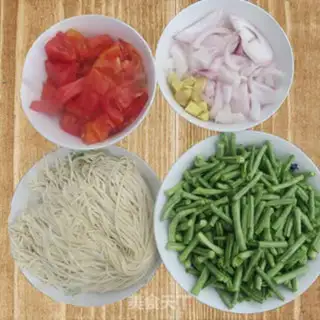 Make Noodles step 0