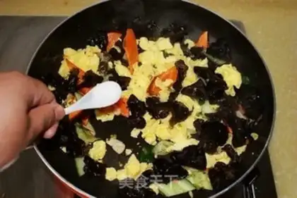 Make Mocked eggs step 8