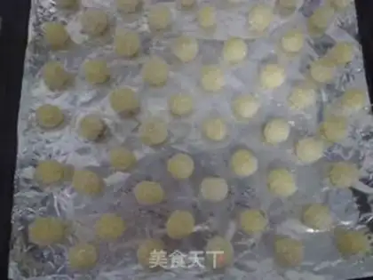 Make Mini Coconut Ball step 8