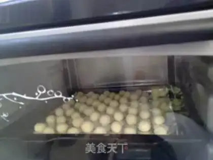 Make Mini Coconut Ball step 10