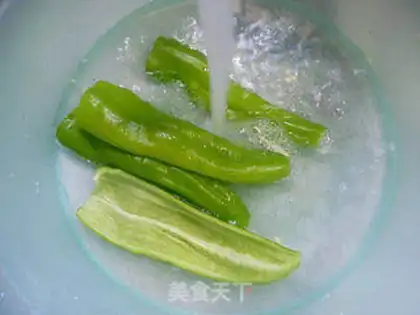 Make Pyramid shrimp cuisine step 3