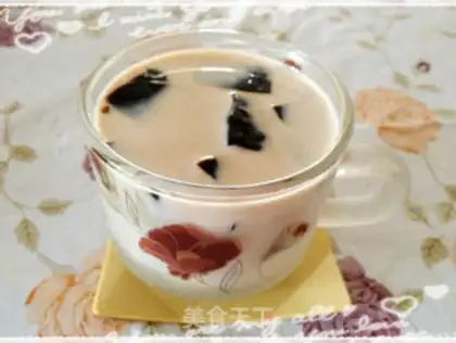 Make Fancygrass frozen milk tea step 4