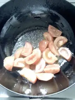 Make Tomato chips step 4