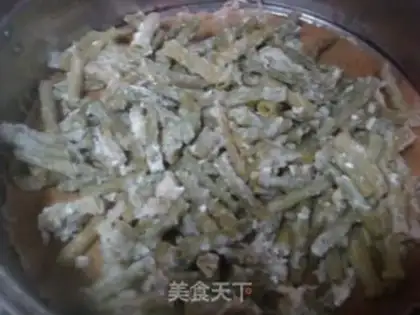 Make With long bean horns step 3