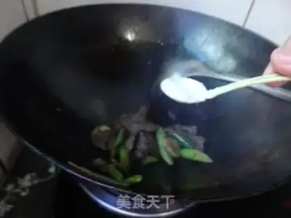 Make Beef fried broccoli step 3