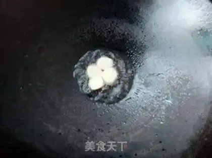 Make Cricket egg soup step 2