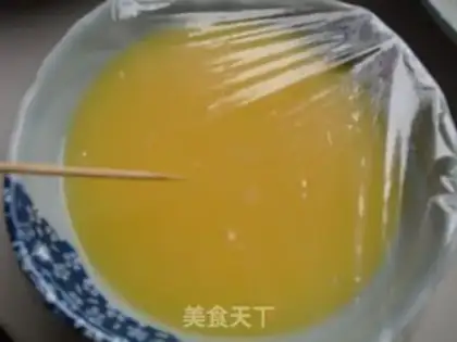 Make High soup and eggs step 4