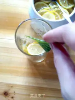 Make Lemon mint tea step 4