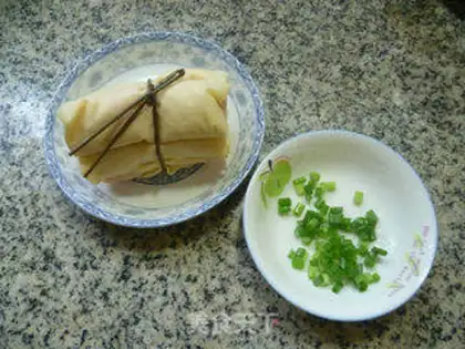 Make ♪ Famous toad soup ♪ step 1