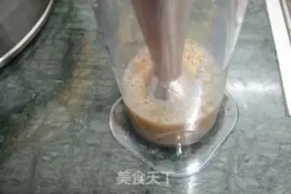 Make Taco milk popsicle step 2