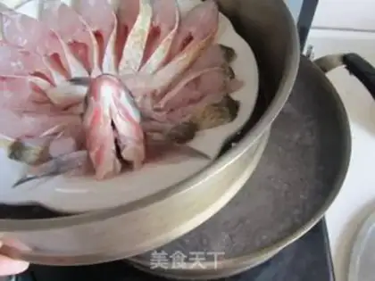 Make Open the mackerel step 4