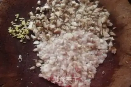 Make The flowers make bitter melons step 1