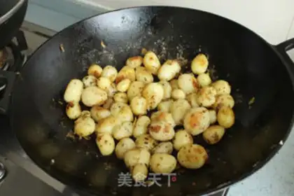 Make Pepper salt, potatoes step 3