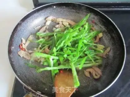 Make Green peppers for meat step 4