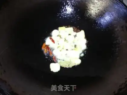 Make Spicy lobster step 1
