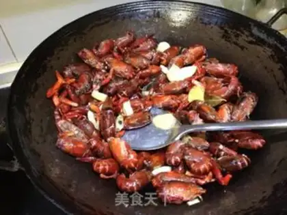 Make Spicy lobster step 2