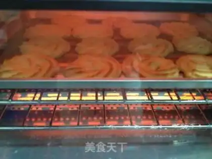 Make Handmade cream cookies step 4