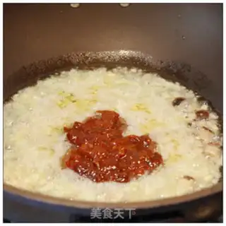 Make The apricot mushroom sauce step 5