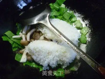 Make Crab mushrooms and rice step 4