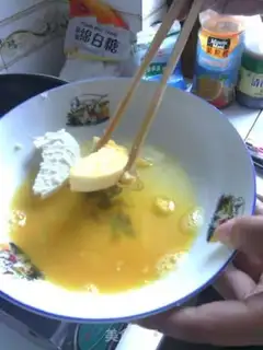 Make Fried egg head step 0