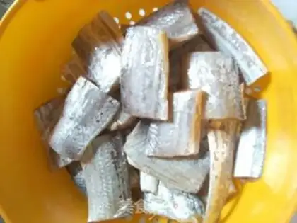 Make Red-fried fish step 1