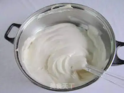 Make Strawberry Cake step 5
