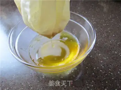 Make Chicken-O-Pants step 3