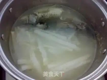 Make Egg fried rice step 1