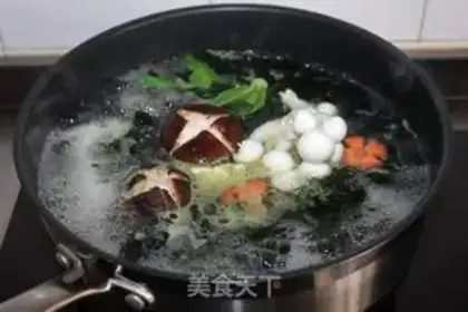 Make Frozen fungus soup step 6
