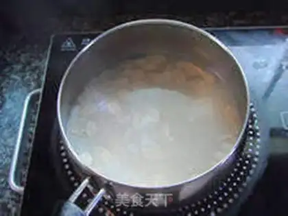 Make Egg peanut soup step 3