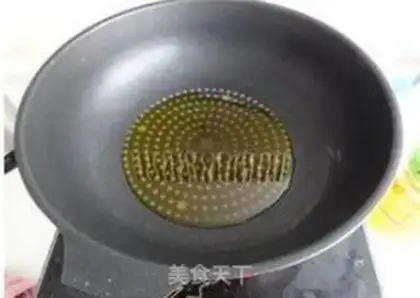 Make Garlic fan sap step 7