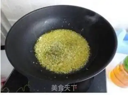 Make Garlic fan sap step 8