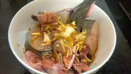 Make Garlic forktail step 1