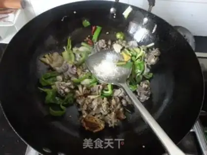 Make Spicy chicken step 6