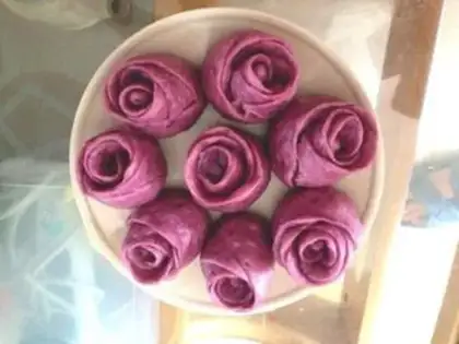 Make Purple roses step 4