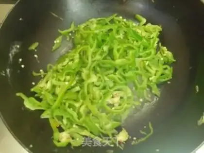 Make Chili fried eggs step 2