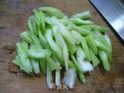 Make Squeeze and fry the celery step 2