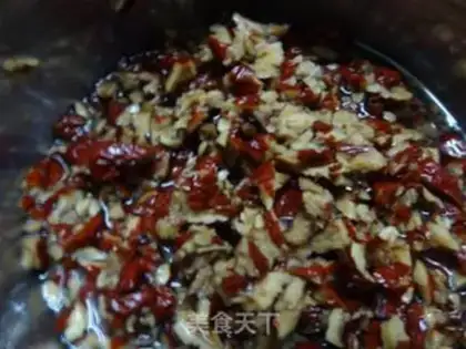 Make Red-tree cake step 1