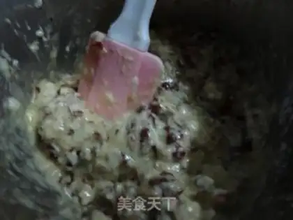 Make Red-tree cake step 6
