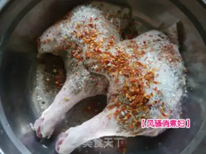 Make ♪ Honey-cracked duck leg ♪ step 1