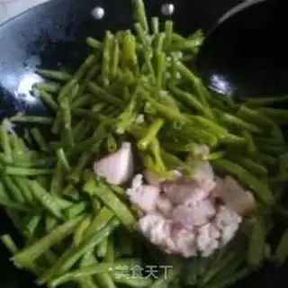 Make Long bean horns step 5