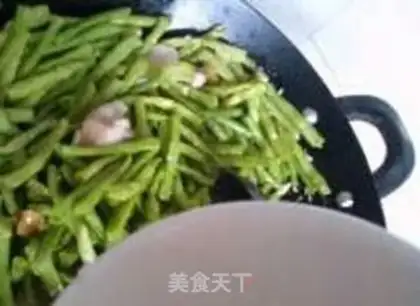 Make Long bean horns step 7