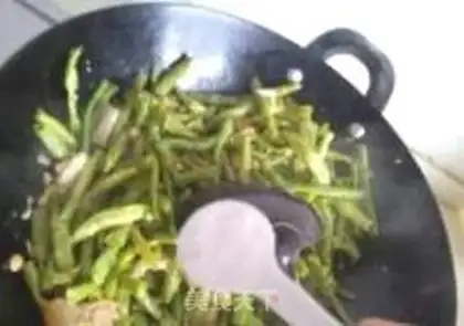 Make Long bean horns step 8