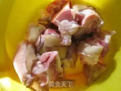 Make Chan Jealousy Pig Foot step 0