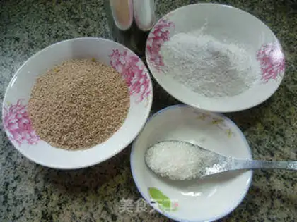 Make Coconut juice round step 0
