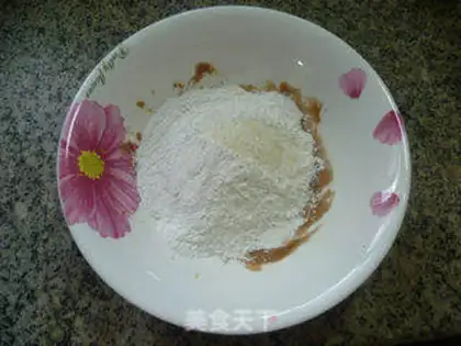 Make Coconut juice round step 2