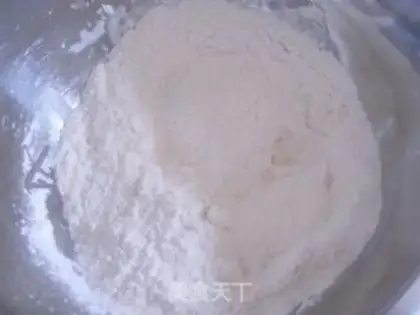 Make White sauce cheese bread step 0