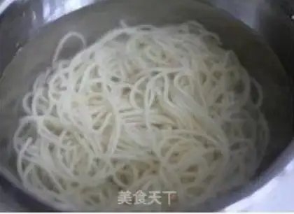 Make Onion noodles step 10