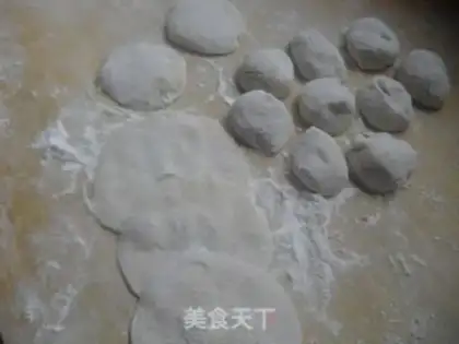 Make Frozen meat buns step 4